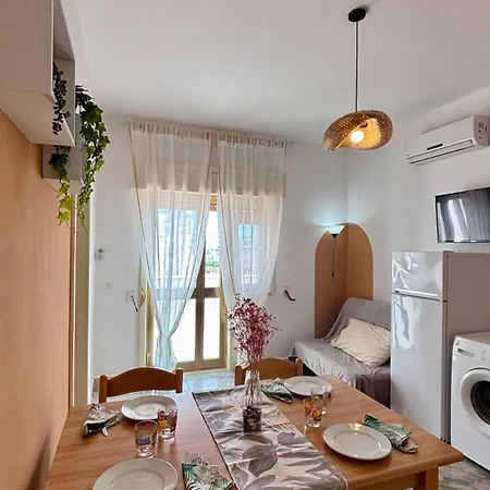 02 Aipali - 700M Dal Mare Con Veranda Torre Pali